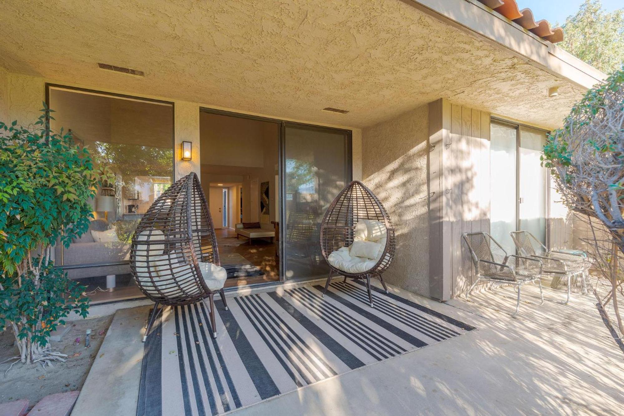 Serenity In The Sands A Modern Desert Retreat Apartment Palm Springs Exterior foto